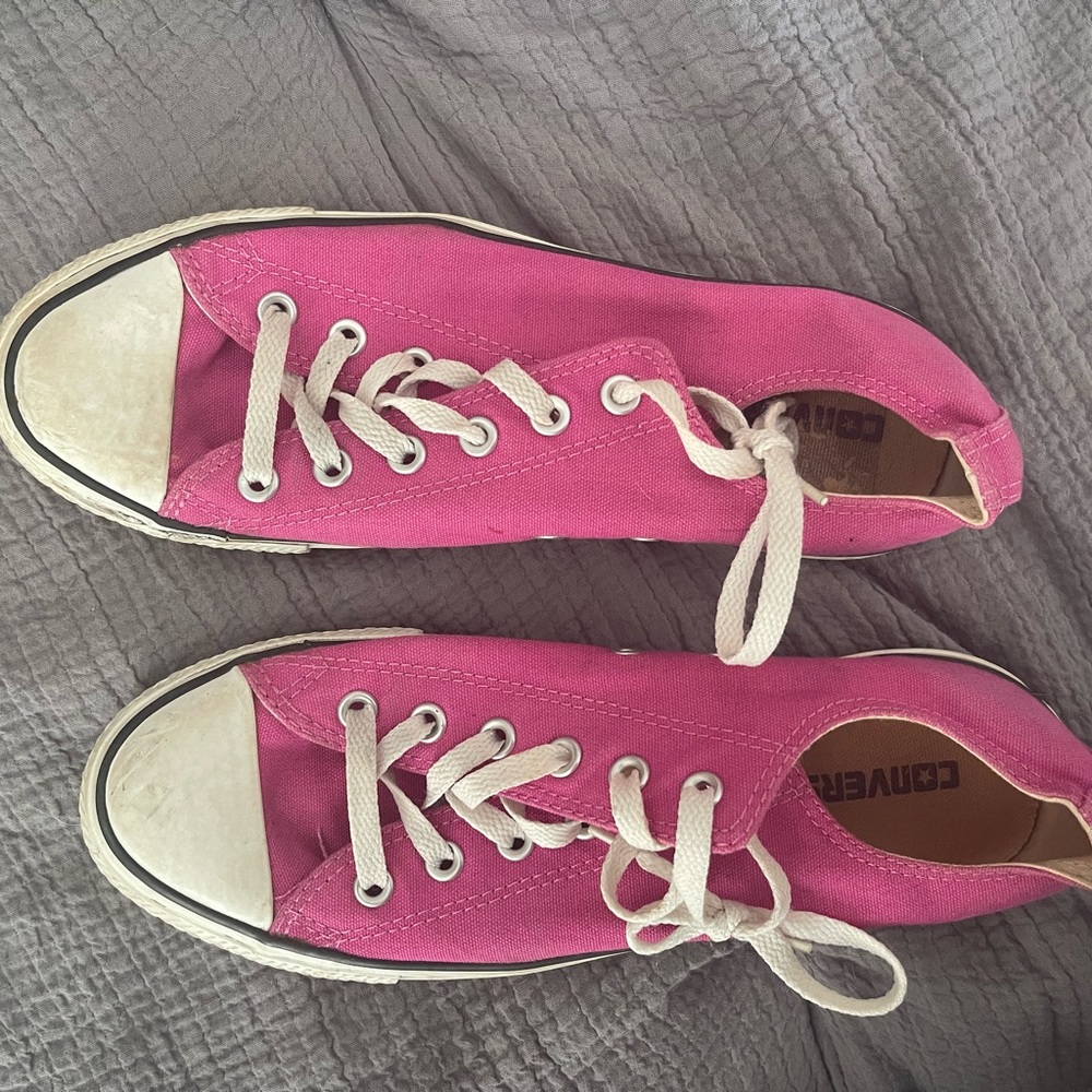 Magenta Converse